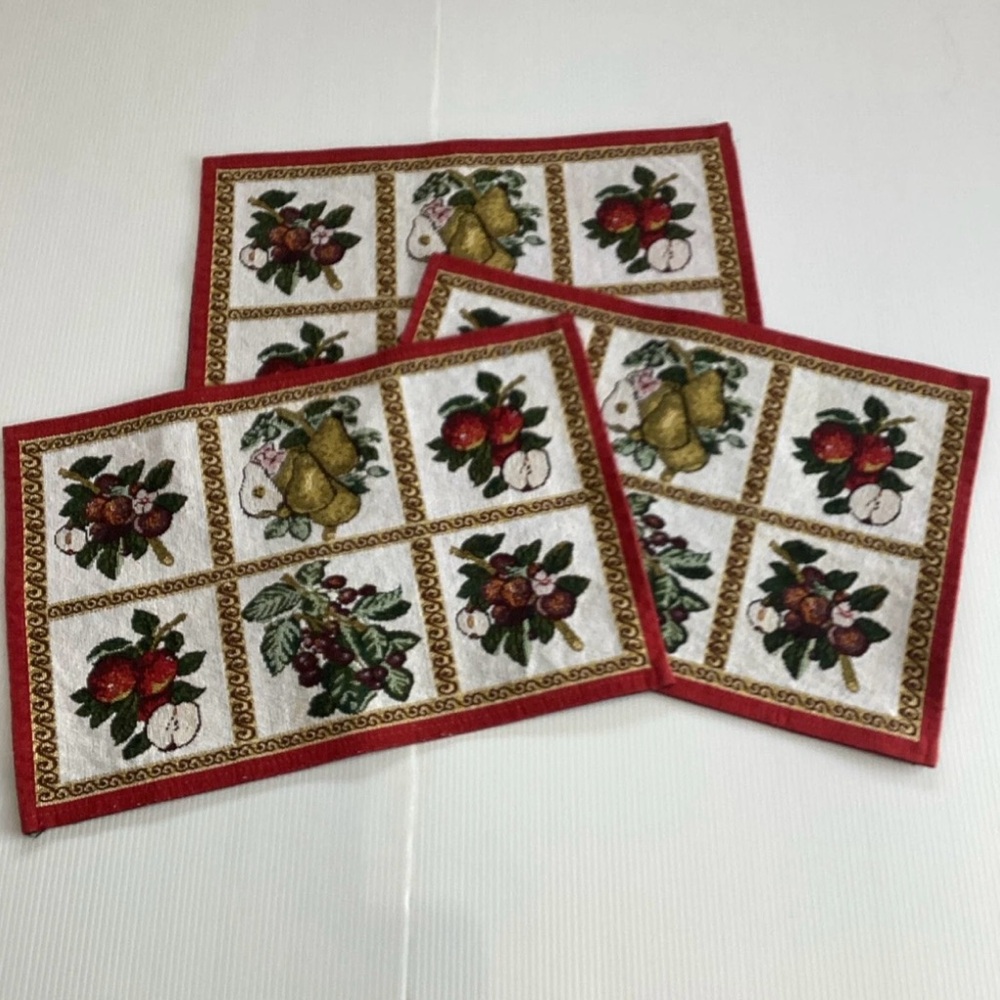 Autumn Harvest Fruit Plums/Grapes/Pears Tapestry Place Mats 13"x18" Set Of 3